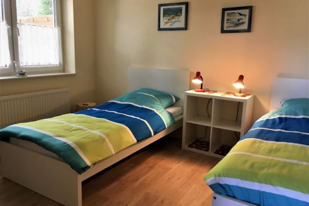 Bungalow Nr. 50 - Schlafzimmer mit Einzelbetten